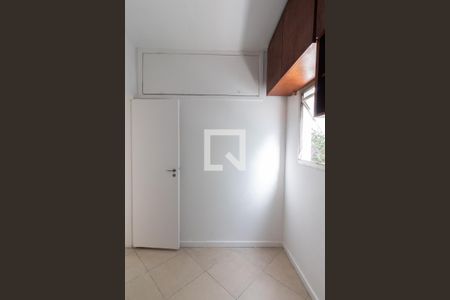 Apartamento para alugar com 116m², 3 quartos e 1 vaga Apartamento para alugar com 116m², 3 quartos e 1 vagaÁrea de serviço - quarto