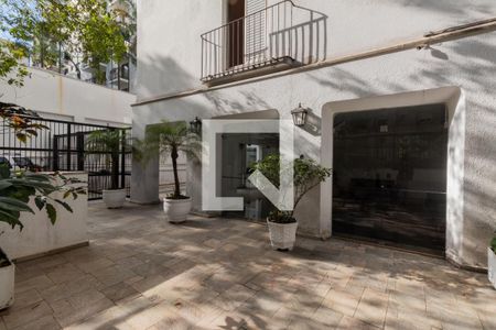 Apartamento para alugar com 116m², 3 quartos e 1 vaga Apartamento para alugar com 116m², 3 quartos e 1 vagaEntrada