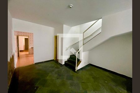 Sala de casa para alugar com 3 quartos, 180m² em Jardim Rossi, Guarulhos