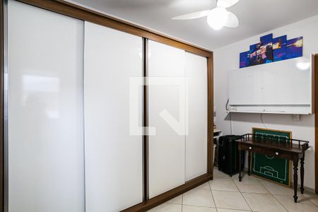 Apartamento à venda com 119m², 2 quartos e 2 vagasQuarto 2