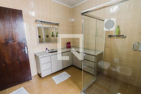 Casa à venda com 217m², 3 quartos e 4 vagasBanheiro 2