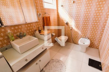 Casa à venda com 217m², 3 quartos e 4 vagasBanheiro da Suíte 3