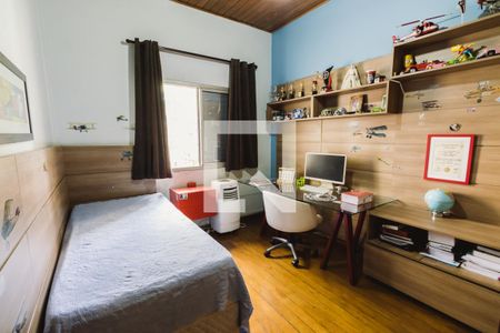 Quarto 2 de casa à venda com 3 quartos, 217m² em Vila Anglo Brasileira, São Paulo