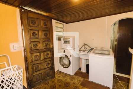 Casa à venda com 217m², 3 quartos e 4 vagasLavanderia