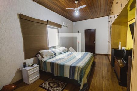 Casa à venda com 217m², 3 quartos e 4 vagasSuíte 3