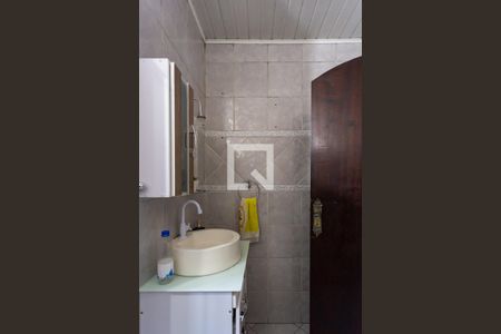 Casa à venda com 277m², 4 quartos e 3 vagas Casa à venda com 277m², 4 quartos e 3 vagasBanheiro