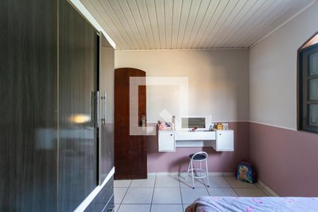 Casa à venda com 277m², 4 quartos e 3 vagas Casa à venda com 277m², 4 quartos e 3 vagasQuarto 2