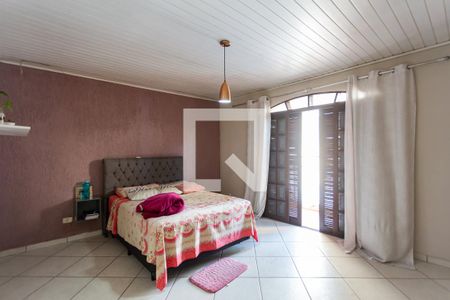 Suíte de casa à venda com 4 quartos, 277m² em Santa Maria, Osasco