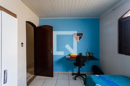 Casa à venda com 277m², 4 quartos e 3 vagas Casa à venda com 277m², 4 quartos e 3 vagasQuarto