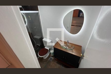 Studio para alugar com 30m², 1 quarto e 1 vaga Studio para alugar com 30m², 1 quarto e 1 vagaBanheiro