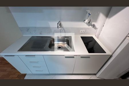 Studio para alugar com 30m², 1 quarto e 1 vaga Studio para alugar com 30m², 1 quarto e 1 vagaCozinha