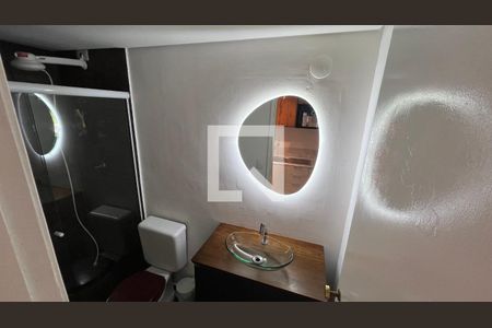 Banheiro de kitnet/studio para alugar com 1 quarto, 30m² em Cerqueira César, São Paulo