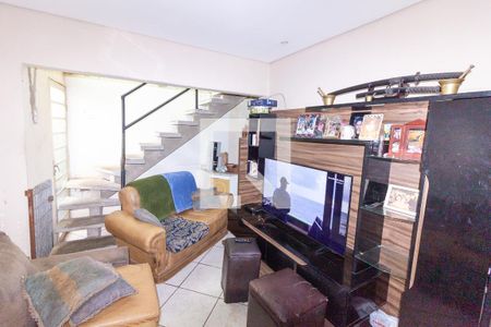 Sala de casa para alugar com 5 quartos, 200m² em Campo Alegre, Belo Horizonte