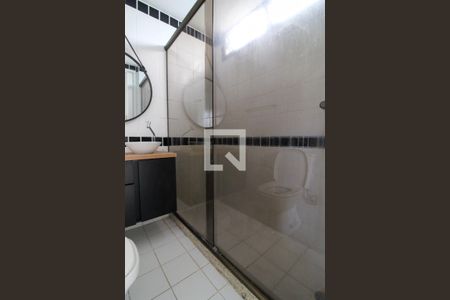 Apartamento à venda com 68m², 2 quartos e 1 vagaBanheiro da Suíte