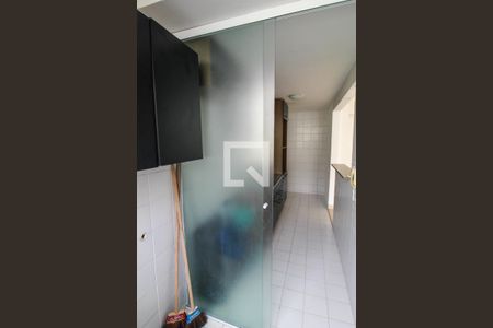 Apartamento à venda com 68m², 2 quartos e 1 vagaÁrea de Serviço