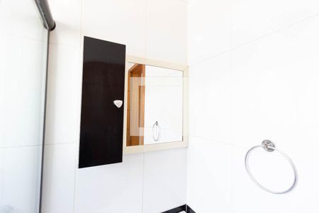 Apartamento à venda com 63m², 2 quartos e 1 vaga Apartamento à venda com 63m², 2 quartos e 1 vagaBanheiro