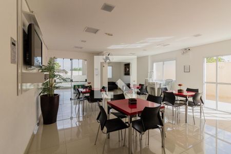 Apartamento para alugar com 72m², 2 quartos e 2 vagas Apartamento para alugar com 72m², 2 quartos e 2 vagasÁrea comum - Salão de festas