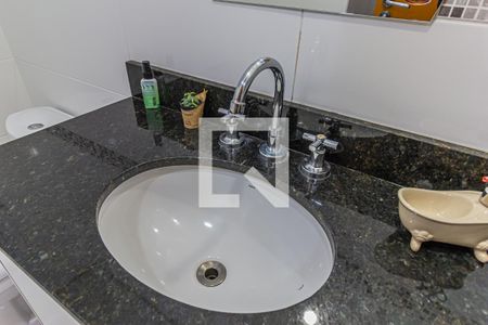 Apartamento para alugar com 72m², 2 quartos e 2 vagas Apartamento para alugar com 72m², 2 quartos e 2 vagasDetalhe do Banheiro