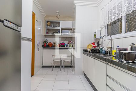 Apartamento para alugar com 72m², 2 quartos e 2 vagas Apartamento para alugar com 72m², 2 quartos e 2 vagasCozinha