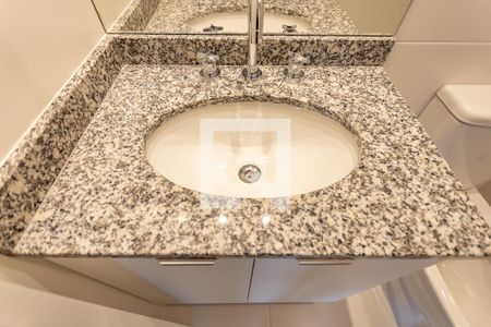 Apartamento para alugar com 62m², 2 quartos e 2 vagasBanheiro