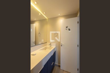 Apartamento à venda com 56m², 2 quartos e 1 vagaBanheiro Social