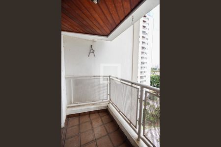 Apartamento à venda com 51m², 2 quartos e 1 vaga Apartamento à venda com 51m², 2 quartos e 1 vagaVaranda
