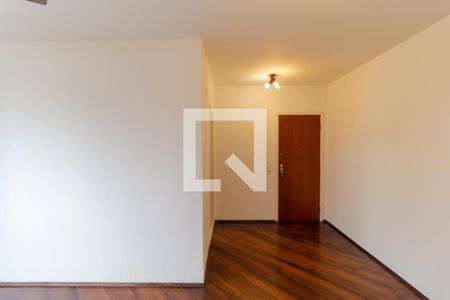 Sala de apartamento para alugar com 1 quarto, 50m² em Cambuí, Campinas