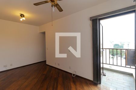 Sala de apartamento para alugar com 1 quarto, 50m² em Cambuí, Campinas