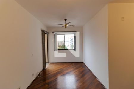 Sala de apartamento para alugar com 1 quarto, 50m² em Cambuí, Campinas