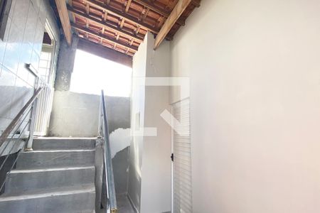 Studio para alugar com 45m², 1 quarto e sem vagaEscada