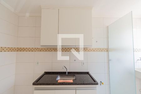 Apartamento à venda com 53m², 2 quartos e 1 vagaCozinha - Armários