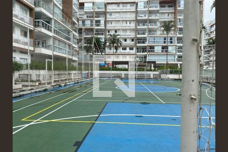 Apartamento à venda com 70m², 2 quartos e 1 vagaÁrea comum