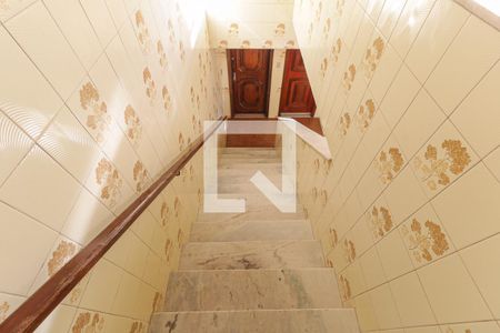 Apartamento à venda com 44m², 2 quartos e sem vagaEscada