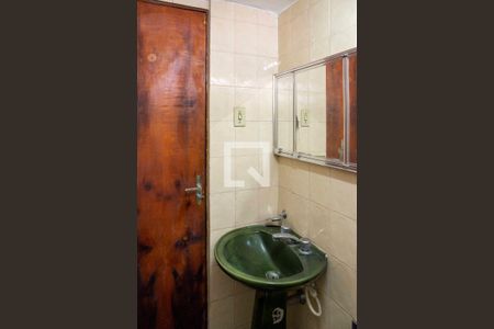 Banheiro de casa para alugar com 2 quartos, 47m² em Metrópole, Nova Iguaçu