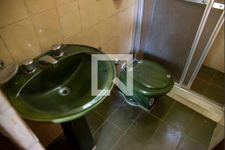 Casa para alugar com 47m², 2 quartos e 1 vaga Casa para alugar com 47m², 2 quartos e 1 vagaBanheiro
