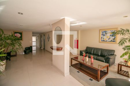 Apartamento para alugar com 69m², 2 quartos e 2 vagas Apartamento para alugar com 69m², 2 quartos e 2 vagasHall social