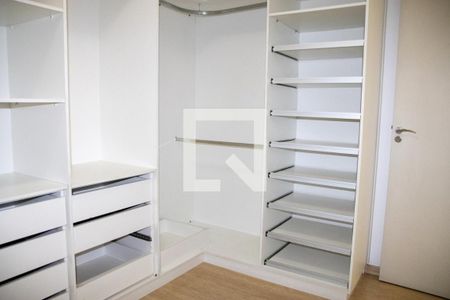 Apartamento à venda com 92m², 3 quartos e 3 vagasQuarto 3