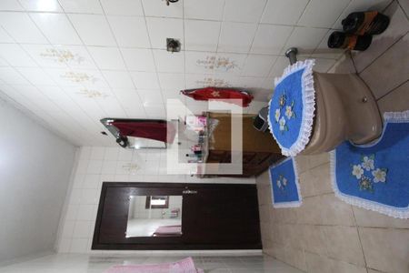 Casa à venda com 200m², 3 quartos e 3 vagasBanheiro