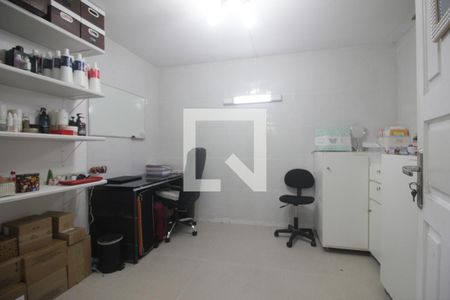 Casa à venda com 155m², 3 quartos e 3 vagasQuarto de Serviço