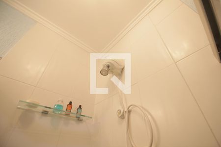 Casa à venda com 155m², 3 quartos e 3 vagasChuveiro