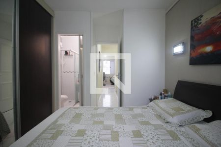 Casa à venda com 155m², 3 quartos e 3 vagasSuíte 2