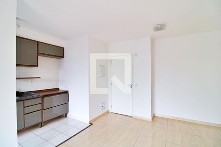 Sala de apartamento para alugar com 2 quartos, 55m² em Jardim Umarizal, São Paulo