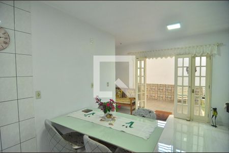 Casa à venda com 150m², 3 quartos e 3 vagasCozinha