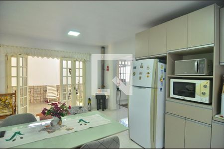 Casa à venda com 150m², 3 quartos e 3 vagasCozinha