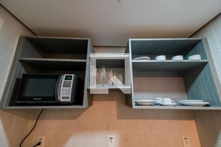 Apartamento à venda com 44m², 1 quarto e 1 vaga Apartamento à venda com 44m², 1 quarto e 1 vagaCozinha - Armários