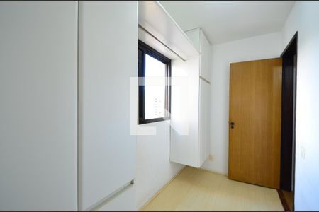 Apartamento à venda com 89m², 2 quartos e 2 vagasQuarto 3