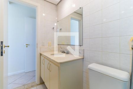 Apartamento para alugar com 142m², 3 quartos e 2 vagas Apartamento para alugar com 142m², 3 quartos e 2 vagasBanheiro da suíte 2