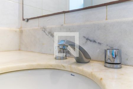 Apartamento para alugar com 142m², 3 quartos e 2 vagas Apartamento para alugar com 142m², 3 quartos e 2 vagasBanheiro da suíte 2