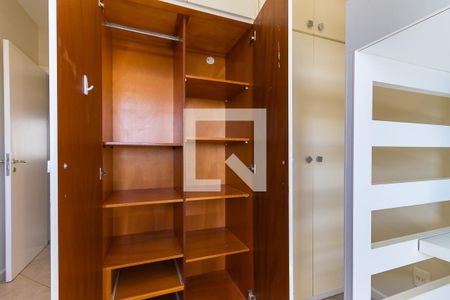 Apartamento para alugar com 142m², 3 quartos e 2 vagas Apartamento para alugar com 142m², 3 quartos e 2 vagasQuarto da suíte 2