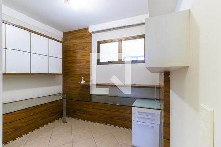 Apartamento para alugar com 142m², 3 quartos e 2 vagas Apartamento para alugar com 142m², 3 quartos e 2 vagasEscritório